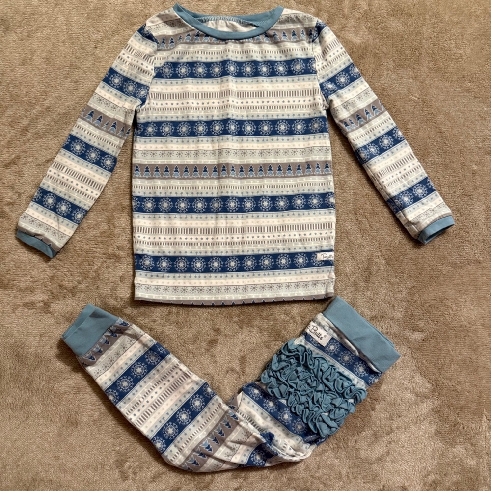 RuffleButts Kids Blue Fair Isle Snowflake Ruffle Pajama Set 3T Holiday Sleepwear